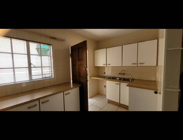 3 BEDROOM TOWNHOUSE FOR SALE IN NEW REDRUTH